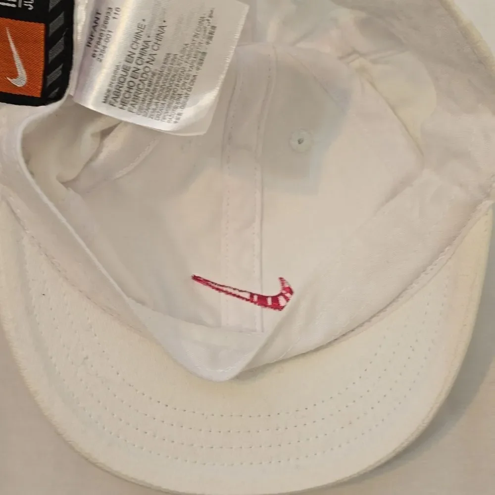 Nike‎ White and Pink Logo Baseball Hat For infants